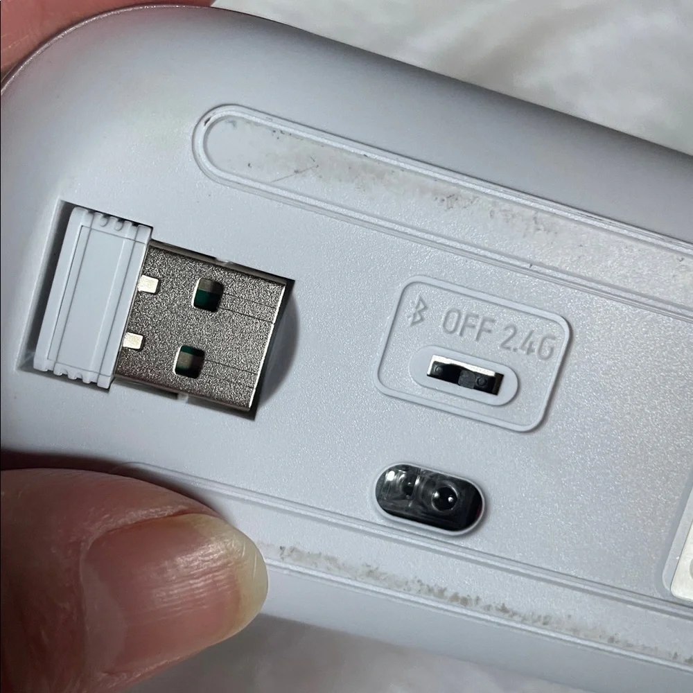 Wireless Pink Mouse with USB Cable